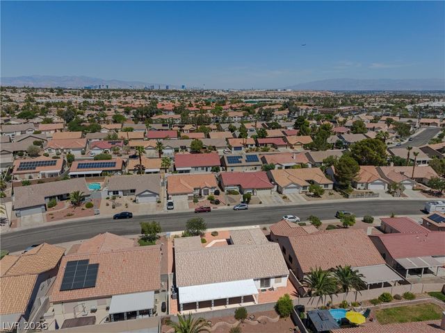 326 Evan Picone Drive, Henderson, NV 89014