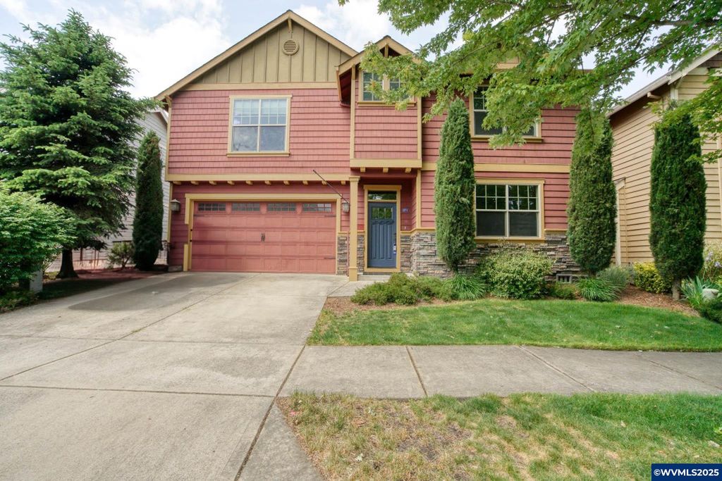 121 NE American Dr, Mcminnville, OR 97128