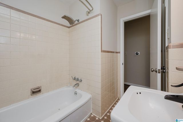 7136 WILSON DRIVE, Leeds, AL 35094