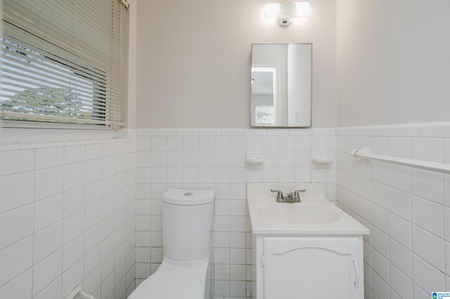 7136 WILSON DRIVE, Leeds, AL 35094