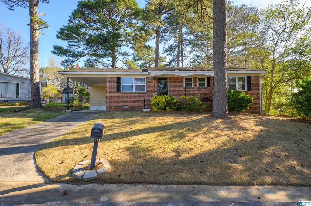 7136 WILSON DRIVE, Leeds, AL 35094