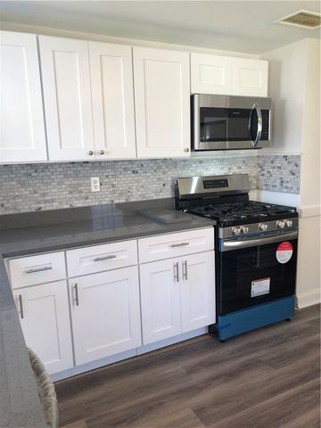 9 Palmer Avenue, Warren, RI 02885