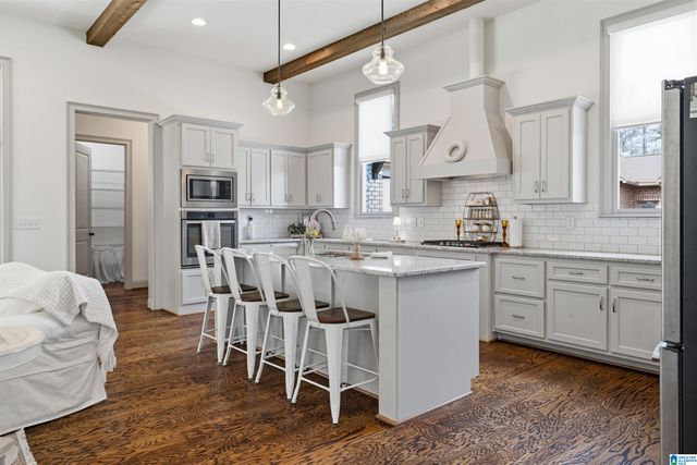 1029 FAIRFIELD LANE, Birmingham, AL 35242