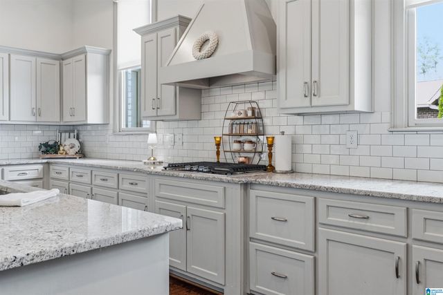 1029 FAIRFIELD LANE, Birmingham, AL 35242