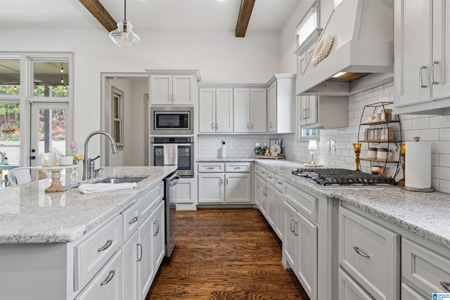 1029 FAIRFIELD LANE, Birmingham, AL 35242