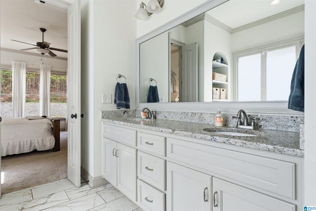 1029 FAIRFIELD LANE, Birmingham, AL 35242