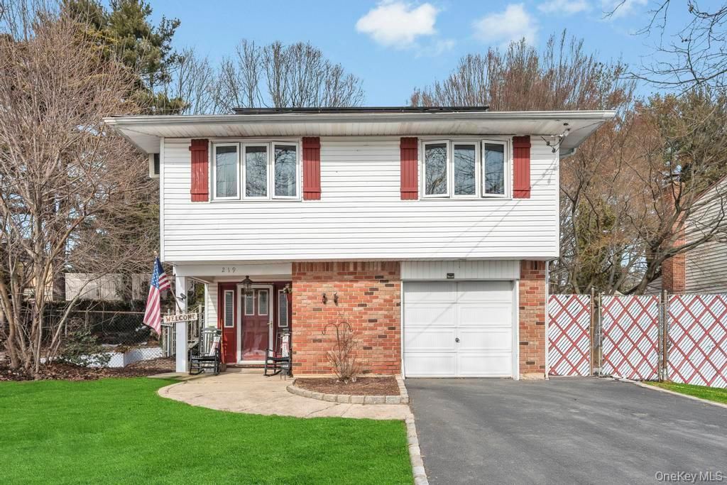 219 Bellerose Avenue, East Northport, NY 11731