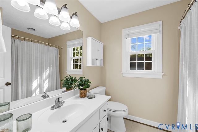 10274 Matthews Grove Ln, Mechanicsville, VA 23116