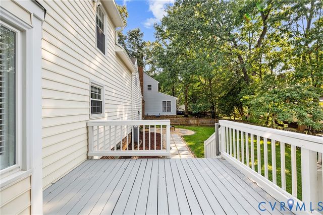 10274 Matthews Grove Ln, Mechanicsville, VA 23116
