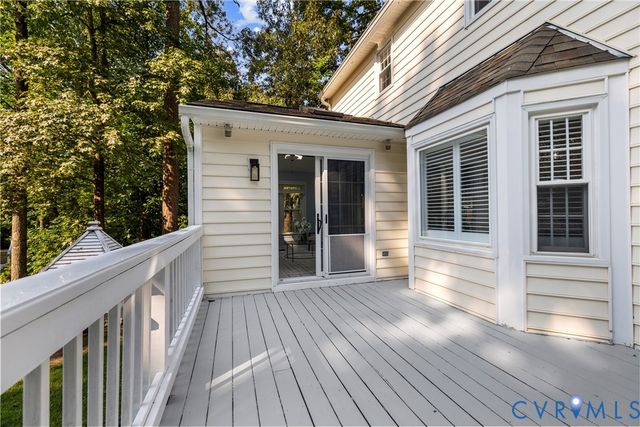 10274 Matthews Grove Ln, Mechanicsville, VA 23116
