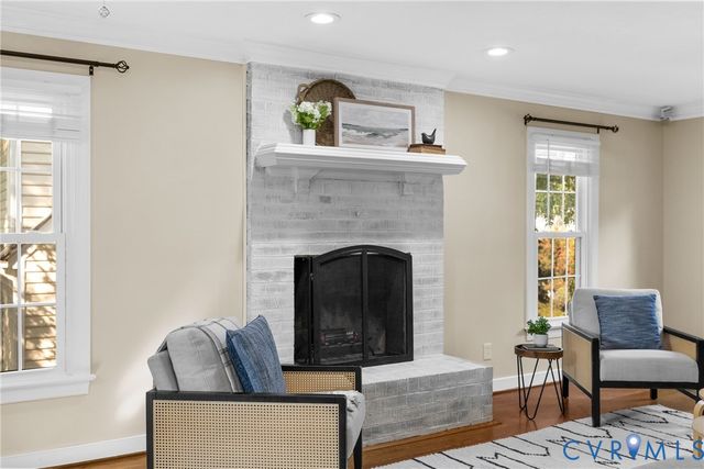 10274 Matthews Grove Ln, Mechanicsville, VA 23116