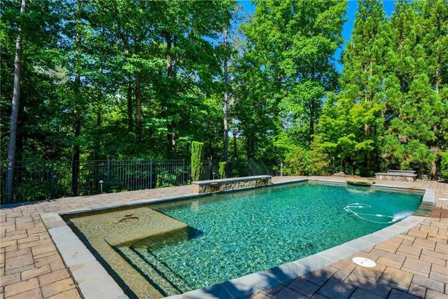 1330 Cashiers Way, Roswell, GA 30075