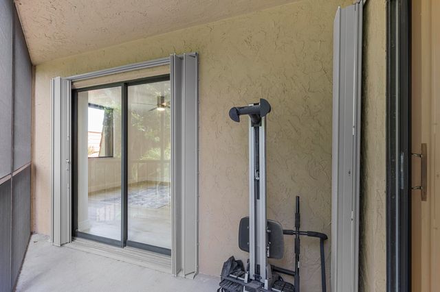22958 Oxford Place D, Boca Raton, FL 33433