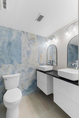 22958 Oxford Place D, Boca Raton, FL 33433