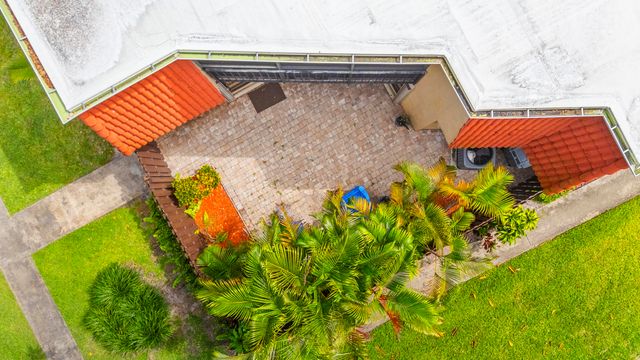 22958 Oxford Place D, Boca Raton, FL 33433
