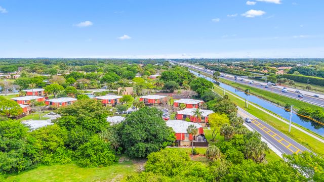 22958 Oxford Place D, Boca Raton, FL 33433