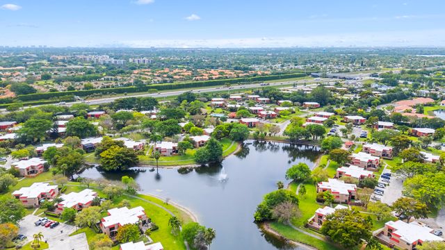 22958 Oxford Place D, Boca Raton, FL 33433