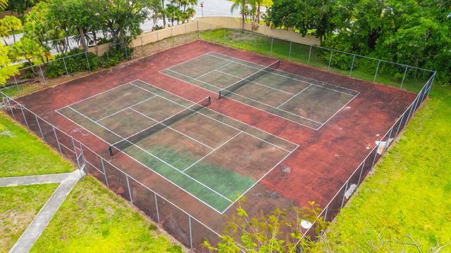 22958 Oxford Place D, Boca Raton, FL 33433