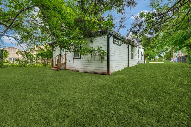 4111 Robert L Parish Sr Avenue, Dallas, TX 75210