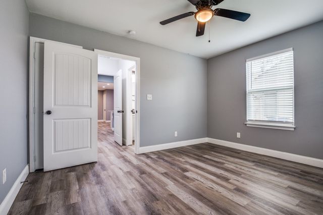 4111 Robert L Parish Sr Avenue, Dallas, TX 75210