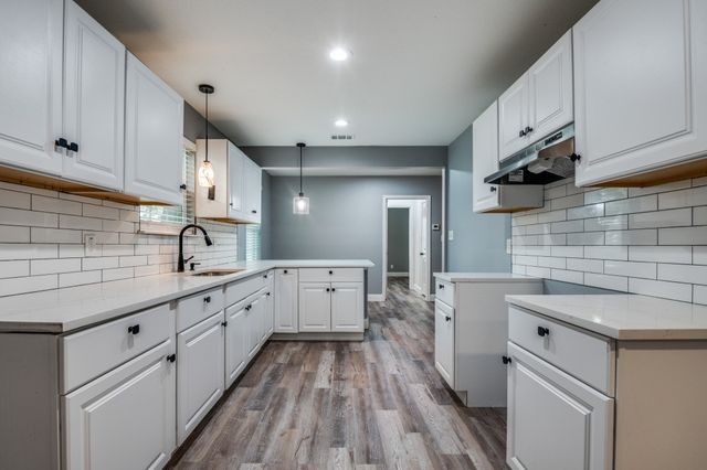 4111 Robert L Parish Sr Avenue, Dallas, TX 75210