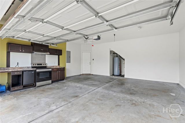 178 Sawgrass Drive, Savannah, GA 31405