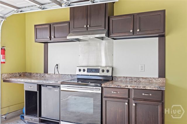 178 Sawgrass Drive, Savannah, GA 31405