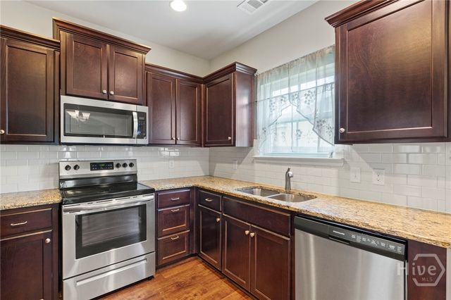 178 Sawgrass Drive, Savannah, GA 31405