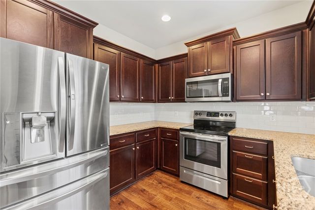 178 Sawgrass Drive, Savannah, GA 31405