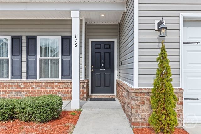 178 Sawgrass Drive, Savannah, GA 31405