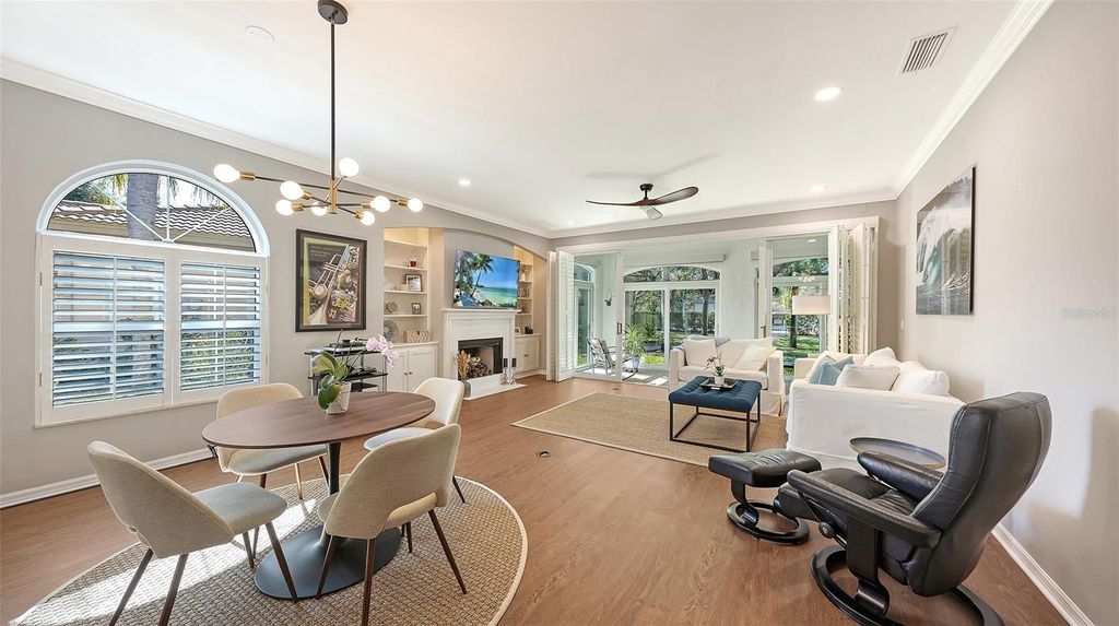 Image 11 of property listing at 3373 HADFIELD GREENE 55, Sarasota, FL 34235