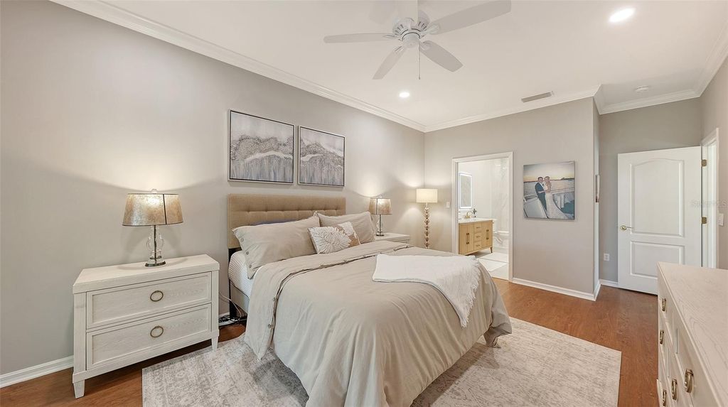 Image 24 of property listing at 3373 HADFIELD GREENE 55, Sarasota, FL 34235