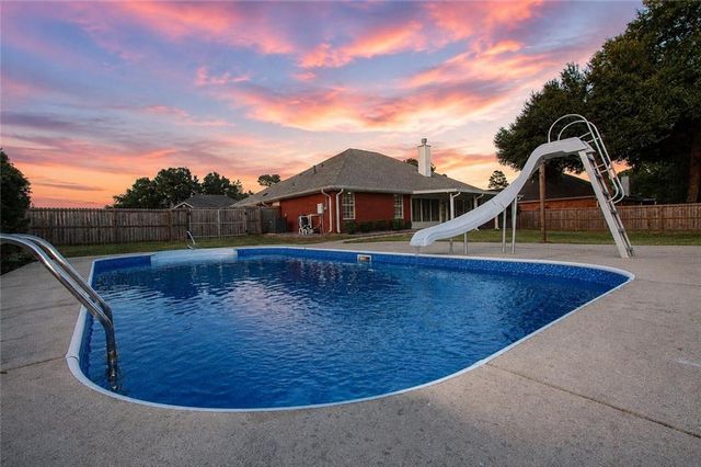 7321 Bridgemill Drive, Mobile, AL 36619