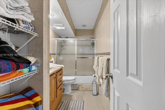 2115 NE 37th Dr 120, Fort Lauderdale, FL 33308