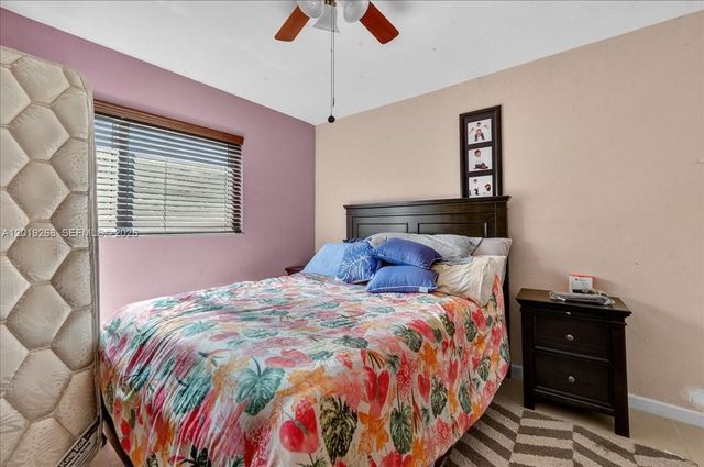 2115 NE 37th Dr 120, Fort Lauderdale, FL 33308