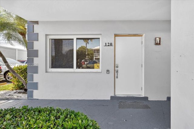 2115 NE 37th Dr 120, Fort Lauderdale, FL 33308