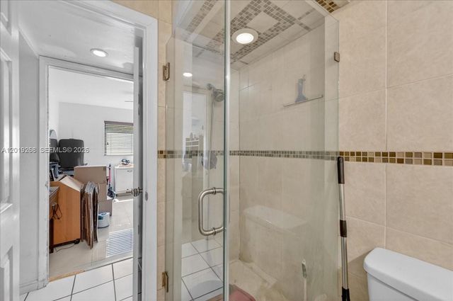 2115 NE 37th Dr 120, Fort Lauderdale, FL 33308