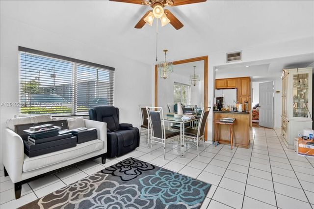 2115 NE 37th Dr 120, Fort Lauderdale, FL 33308