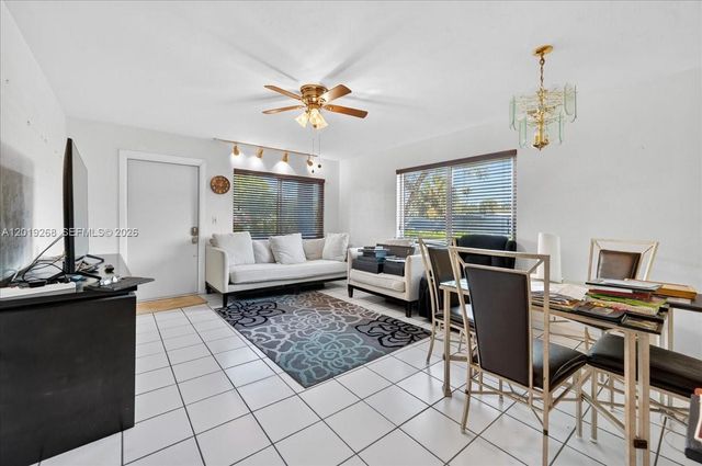 2115 NE 37th Dr 120, Fort Lauderdale, FL 33308