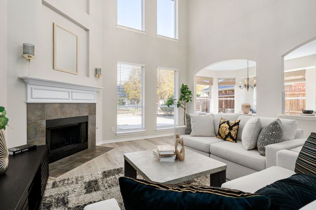 9374 Homestead Lane, Frisco, TX 75033