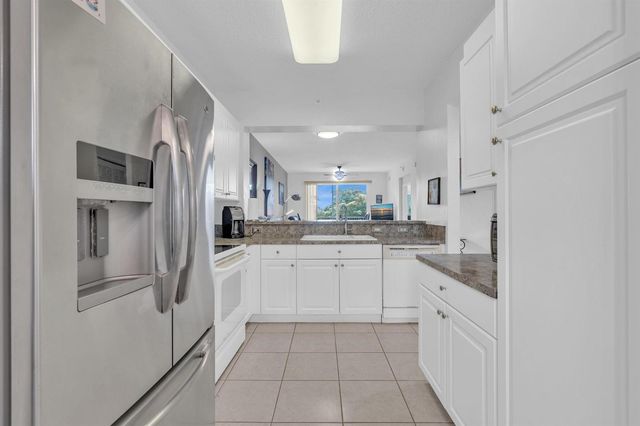 7735 Yardley Drive 305, Tamarac, FL 33321