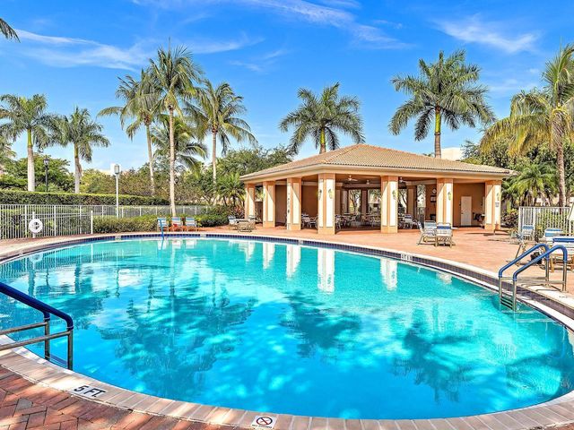 7735 Yardley Drive 305, Tamarac, FL 33321