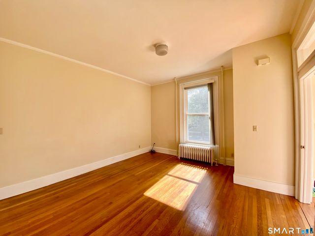 239 Edwards Street 1B, New Haven, CT 06511
