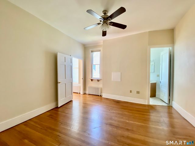 239 Edwards Street 1B, New Haven, CT 06511