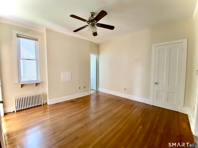 239 Edwards Street 1B, New Haven, CT 06511