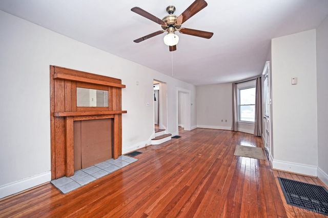 6124 Clephane Avenue, Cincinnati, OH 45227