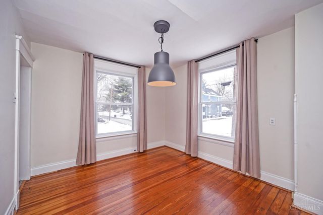 6124 Clephane Avenue, Cincinnati, OH 45227