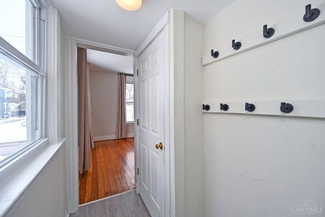 6124 Clephane Avenue, Cincinnati, OH 45227