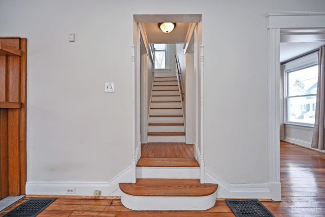 6124 Clephane Avenue, Cincinnati, OH 45227