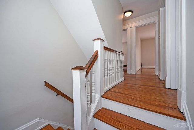 6124 Clephane Avenue, Cincinnati, OH 45227